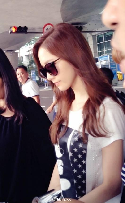 [PIC][27-07-2014]YoonA trở về Hàn Quốc vào sáng nay BthOj9FCAAA0JT9