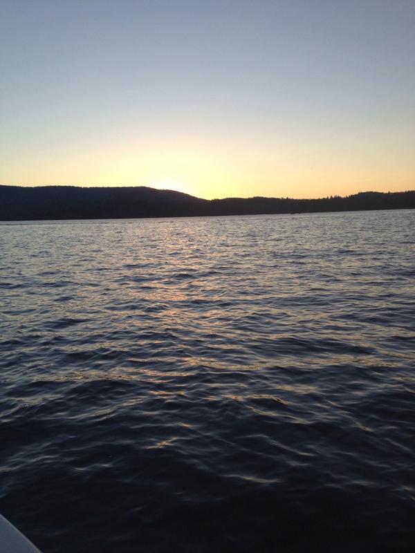 focher6's tweet photo. Stranded on flathead 😁 #MT http://t.co/yOwVr0SIB6