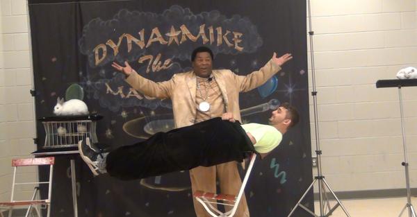 Dynamikemagic's tweet image. Performance at Boys and Girl Club in Detroit.