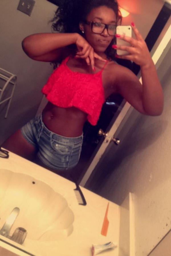 IAmChassalee's tweet photo. #ReadySetThrow 😈 http://t.co/CFw1DI3ySU