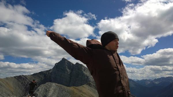 KevinvanPopta's tweet photo. @MaeganvanPopta weird I was at the top of the same one! http://t.co/LosC1LKHyo