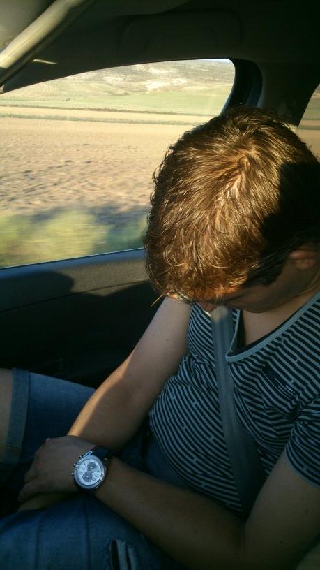 KikeKm20's tweet photo. No hay mejor manera de empezar el domingo q llevar a mi brother a casa jaja http://t.co/WAjAnhmesU