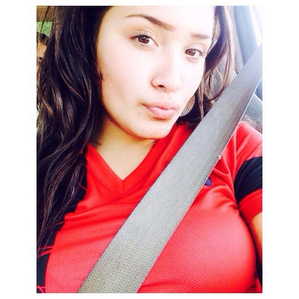 AnnelBeltran97's tweet photo. 💃 xOlOs ❤️ #DeTijuana http://t.co/q3z5LE7O9J
