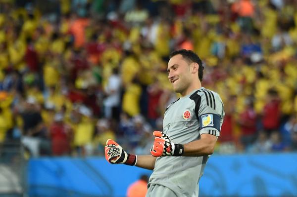 Arsenal complete signing of Colombia goalkeeper David Ospina, according to Nice coach  bbc.in/1utNMl2