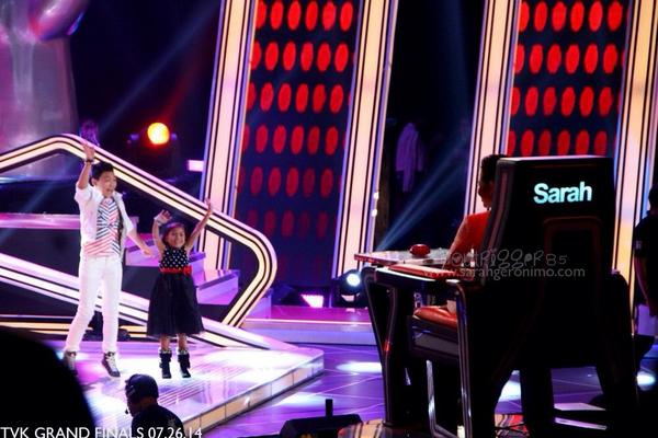 Let's claim it! #TheVoiceKidsFinale #TeamSarah will shine! Let's vote &amp; support Darren/Lyca 2nyt