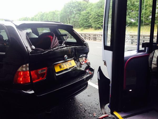 MitchTamiau's tweet photo. Not a good start but lucky no one is hurt. #CookIslandSevens #Glasgow2014 #GlasgowGames http://t.co/bq4MjBhbeK