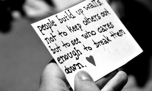 DailyTrueTweet's tweet image. People build up walls ,
