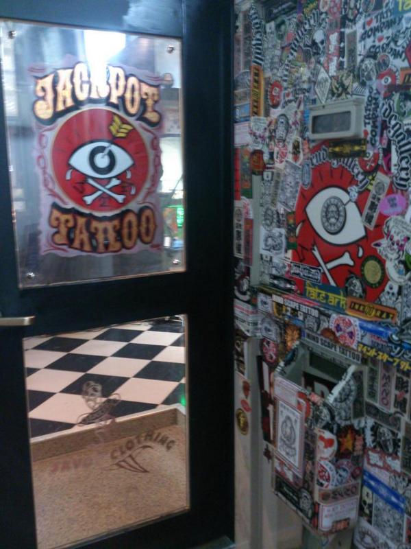 hideking80's tweet photo. IZUMO さん帰国中。 http://t.co/1CJCCadHi4