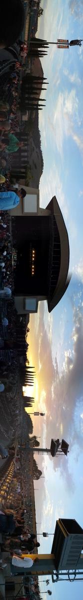 MasterJediStoop's tweet image. @SlightlyStoopid about to take the stage. Right at sunset! #stoopidheads #eselocos #sandiego #91x #summersessions2014