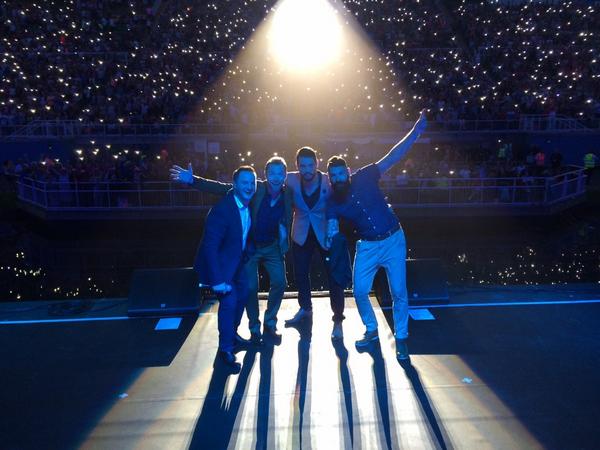 ronanofficial's tweet photo. Amazing show in Scarborough last night. One of the best audiences this year. #BZ20 http://t.co/IdqDuoEIaP