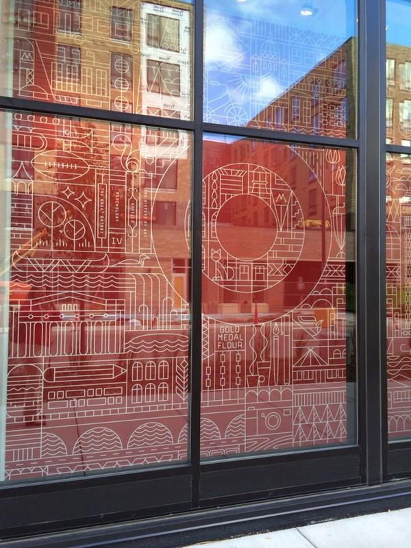 pear_laura's tweet photo. #3200 70 and sunny great day for a Grand Opening #Express http://t.co/ZymCfkGLan