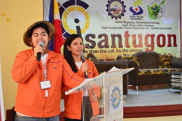 kawen__'s tweet photo. Hosted @AYLAAI_CL's #Isantugon yesterday. ☺ #ParaSaDiyosAtSaBayan #INAYAB http://t.co/GrlRvc8emA
