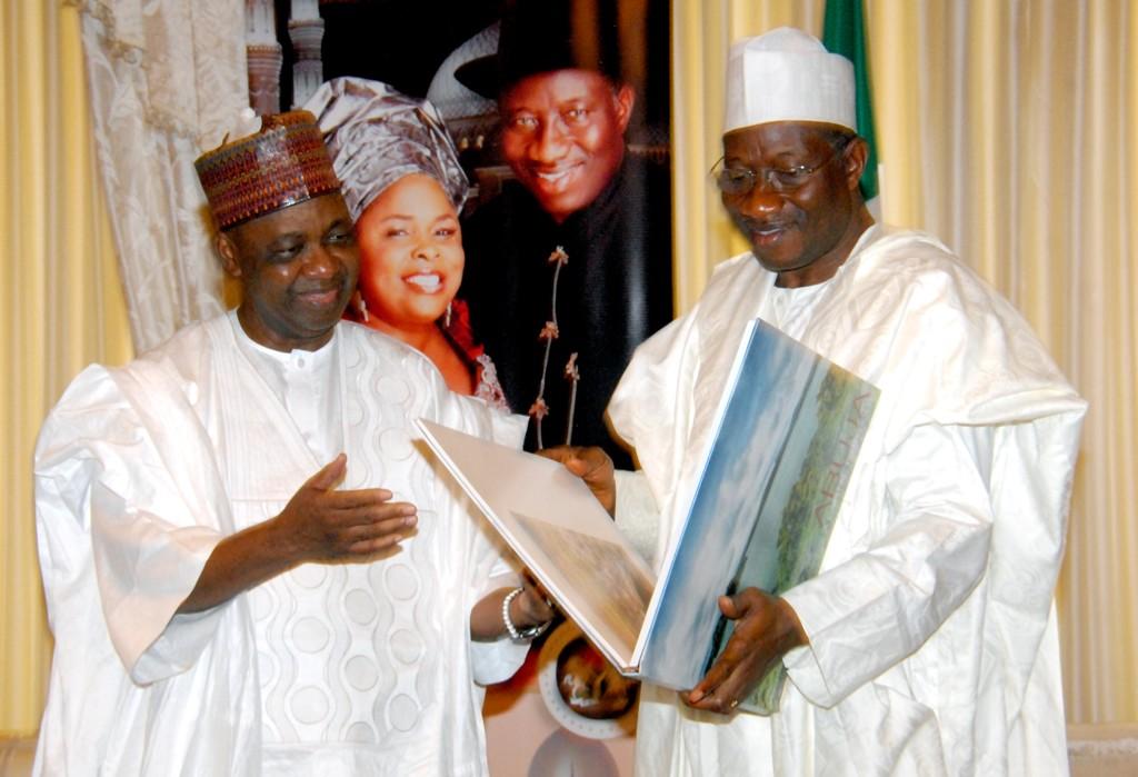 queen of the naija blog Goodluck Jonathan recieves muslim congregation to mark end of Eid el Fitri