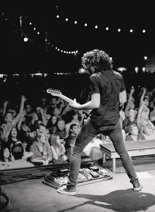 yorksfro's tweet image. Taylor York or slash?