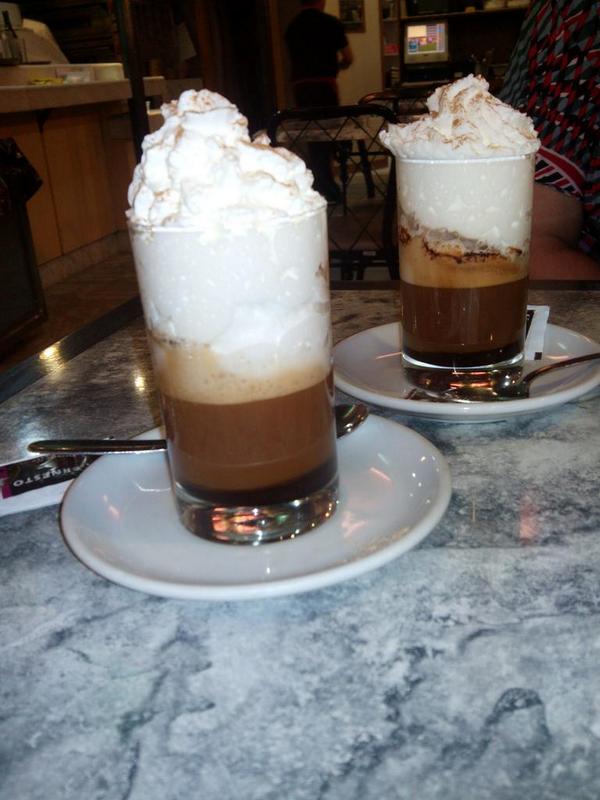pacomojim's tweet photo. @gemamarso  tomando cafelito especial otro domingo mas.t kiero amor http://t.co/ALvfjeK7QB