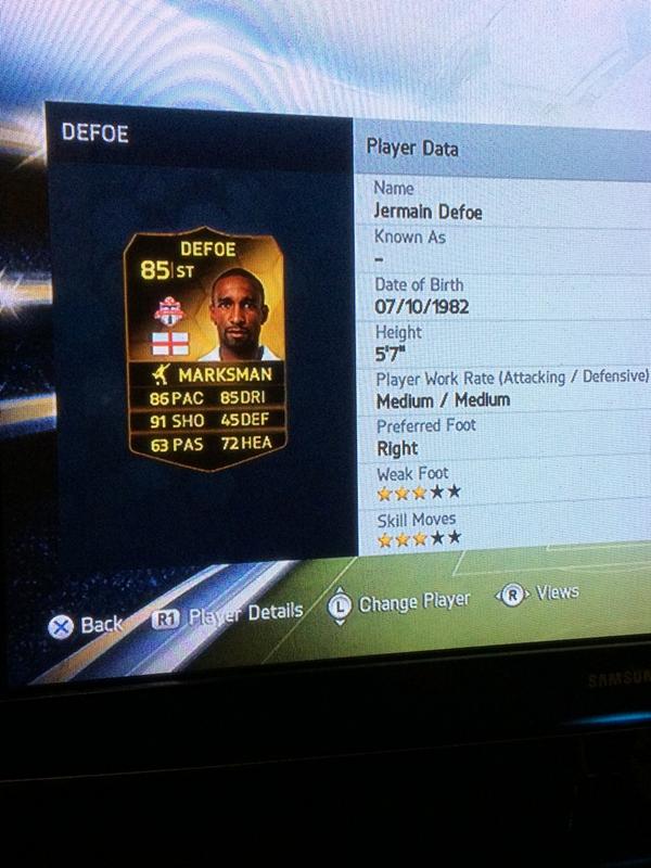 FitnessFraeks's tweet photo. 💩SIF DEFOE GIVEAWAY💩
RT and follow @JoshFUT and @LTPlaysFIFA 
MUST enter https://t.co/EtsCcDVqGa
WINNER AT 100++ RT http://t.co/sxWgVrXfQz