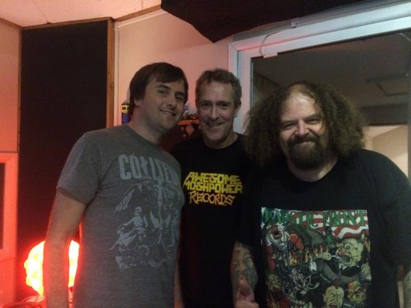 officialND's tweet photo. Look who came to visit !! @dbmagazine @BLABBERMOUTHNET @Terrorizermag #unseenterror http://t.co/dFMpc2V4ie