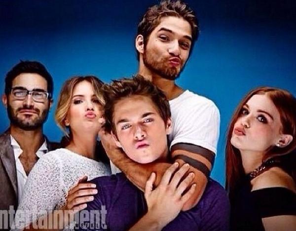 Also a great pic of @MTVteenwolf cast on @EW at #SanDiegoComicCon