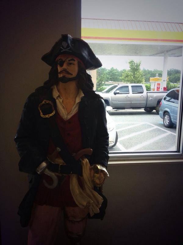 gohaymaker's tweet image. PIRATE #vaexit218