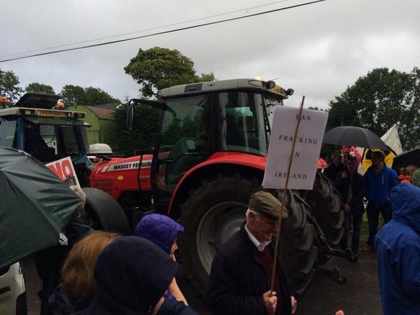 Frack_Off's tweet image. Farmers out tonight at #belcoo - #communityfightback NO #fracking #Ireland