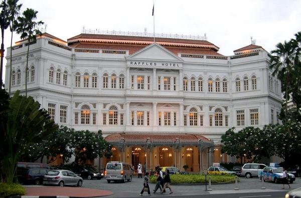 FindingLimo1's tweet image. The Raffles Hotel
 
The splendor and charm of bygone colonial days in #Singapore qoo.ly/3ey6p