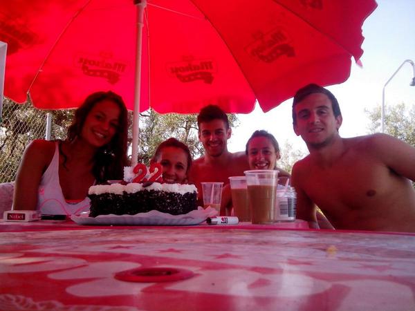 Anamargor's tweet photo. Cierro un finde con los 22 puestos y cargado de cosas como poco como esta,que no es poco. Gracias:) http://t.co/FGwR9mzxPB