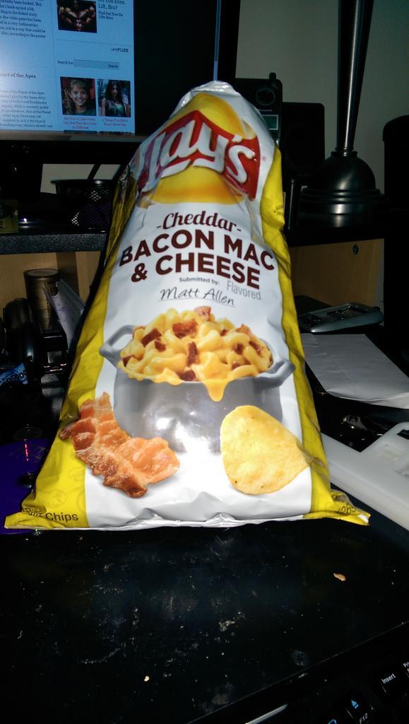 [Image: Btk7nRFCQAE97bR.jpg:large]