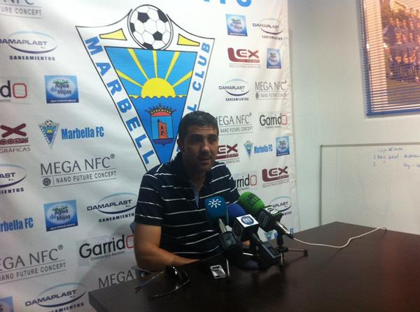 marbella_fc's tweet photo. Jaime Molina en rueda de prensa tras el partido con el Córdoba http://t.co/rktfurpCv5