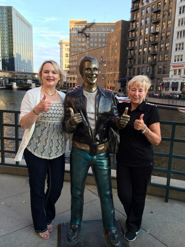 tbar021858's tweet photo. In Milwaukee with the Fonz! http://t.co/DGH7BRzh3u