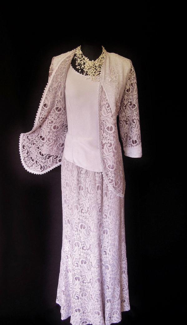 GenevivesBQ's tweet photo. #weddinghour
#wedding
Mother of the #Bride?
ANN BALON #Designer Pink Lace #Wedding Outfit 
http://t.co/iQdLU8Ux1i  http://t.co/buSCBZBTde