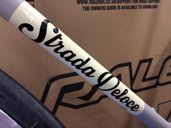 StradaVeloce's tweet photo. Last day on #ebay for SV01. 5 hours left &amp; due to my forthcoming trip it won't be relisted until November #fixedgear http://t.co/iZUKjXLcxF