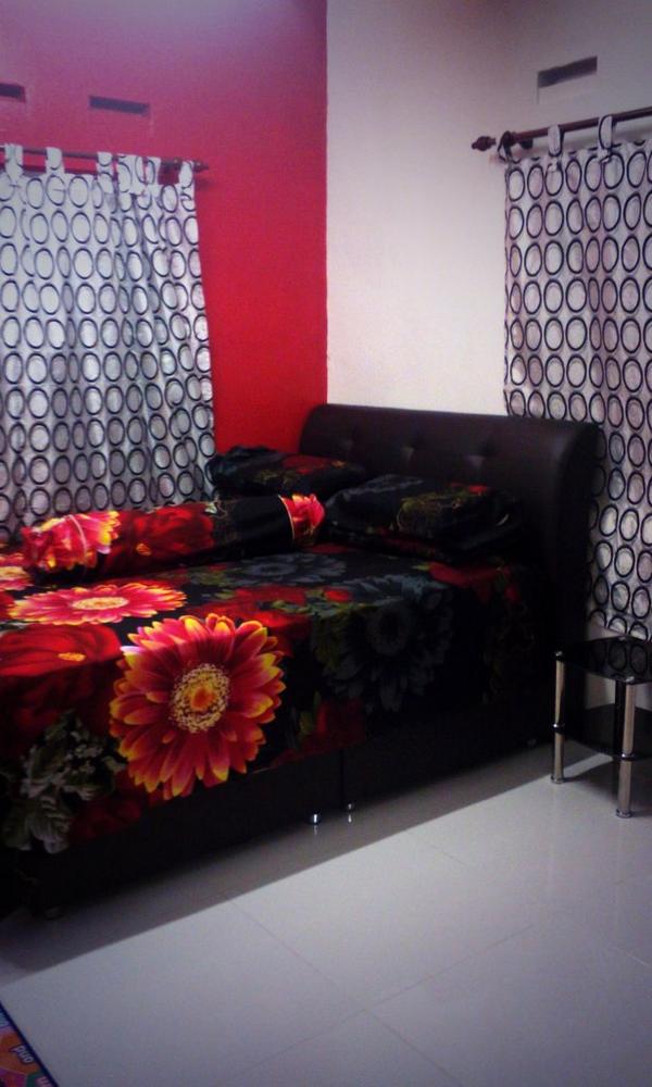 nadnadzs's tweet image. Alhamdulillah, bilik dah settle. #TemaRayaKaleMerah #MyFavouriteColour #IAmAlwaysWithRedColour