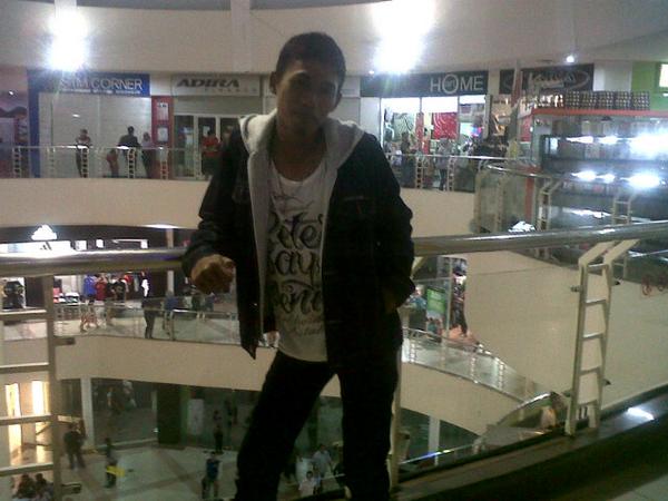 eko_markus's tweet photo. Aku http://t.co/ekvZFIeH82