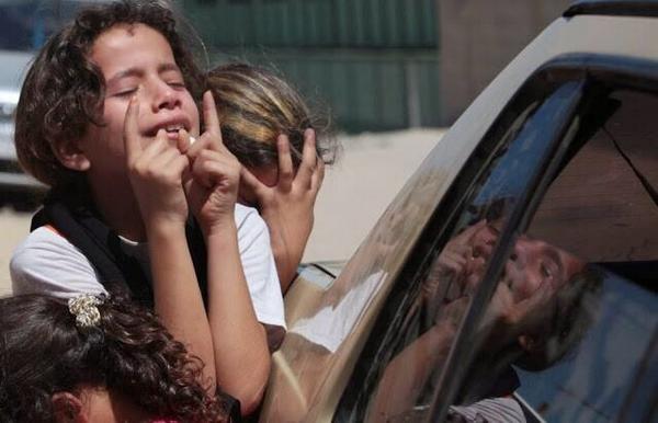 AhmadAlDoobi's tweet photo. Israel kills children

ישראל הורגת ילדים

اسرائيل تقتل الاطفال

#ICC4Israel
 
ريتويت وانسخها وغرد بها من حسابك http://t.co/YMPrKzwyJ6