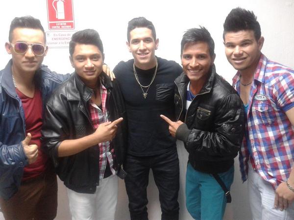 soyelexmusic's tweet photo. Gracias @LennyMusicLive @lennpor esas palabras en Venevison eres un ejenmplo a seguir en esta carrera @OficialStatus http://t.co/pA0T8nNKxl