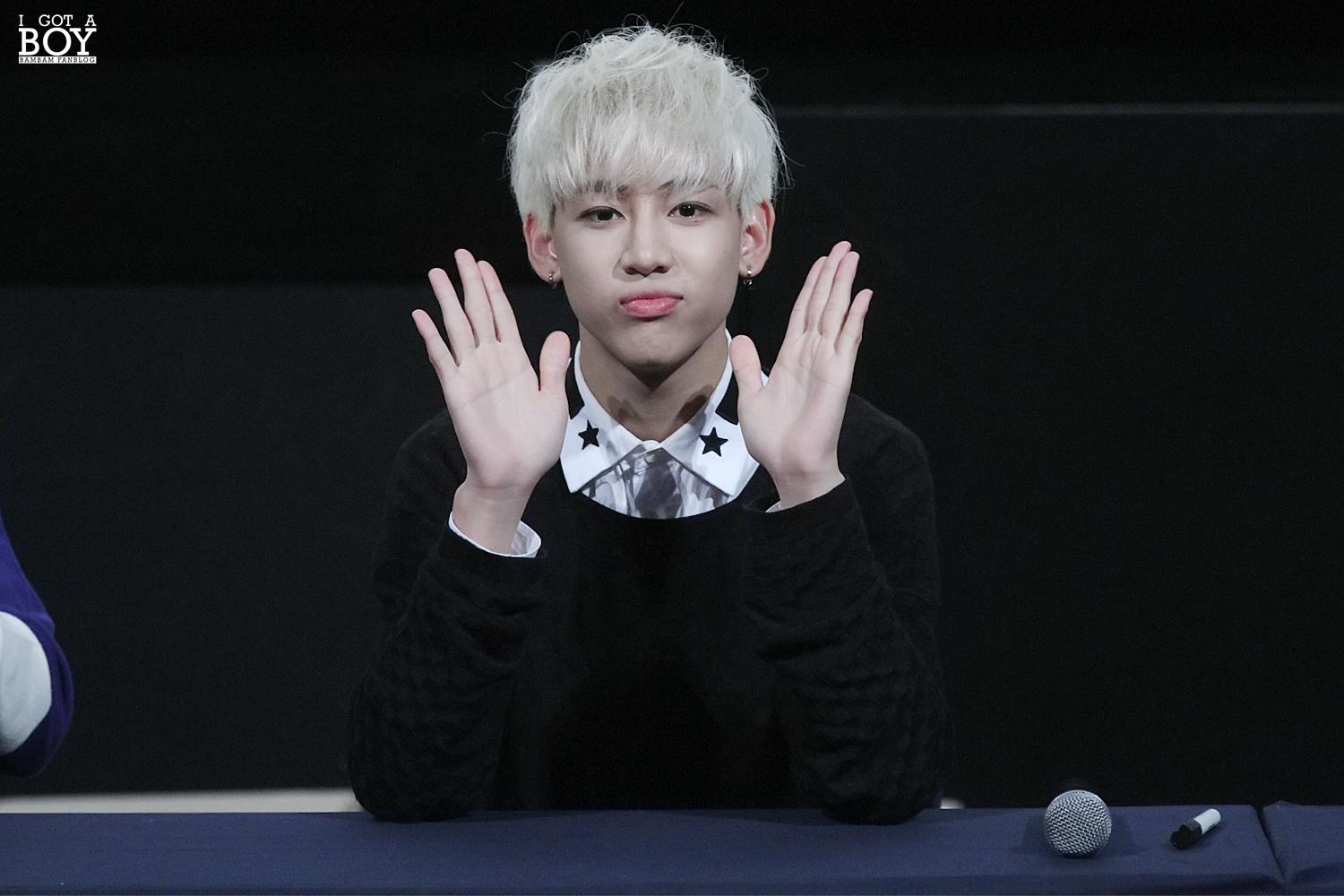 BtkKkzeCUAA8qbF.jpg:large