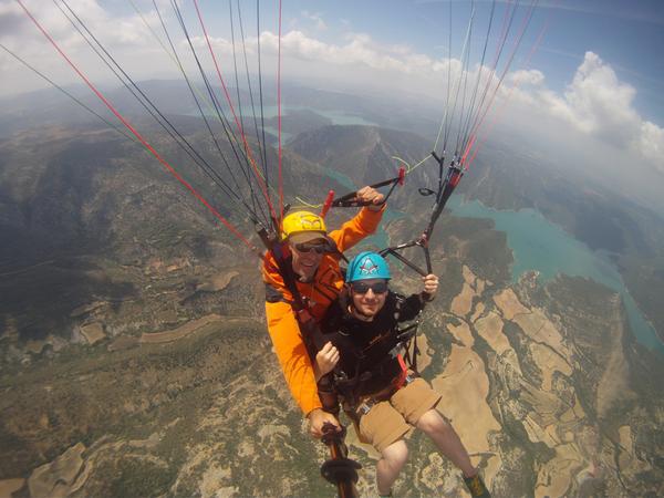 Ager_Parapent's tweet photo. http://t.co/6DMGRpsKIJ ¡Todo el día volando! ager# parapent# catalunya# http://t.co/AEgiMs484j