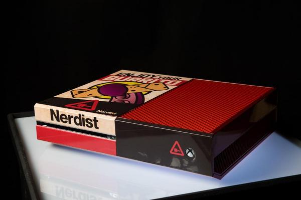Xbox's tweet image. Not at #SDCC?
RT this for a chance to win a @Nerdist collectible #XboxOne! #XboxSweeps Rules: bit.ly/1pmYBAr