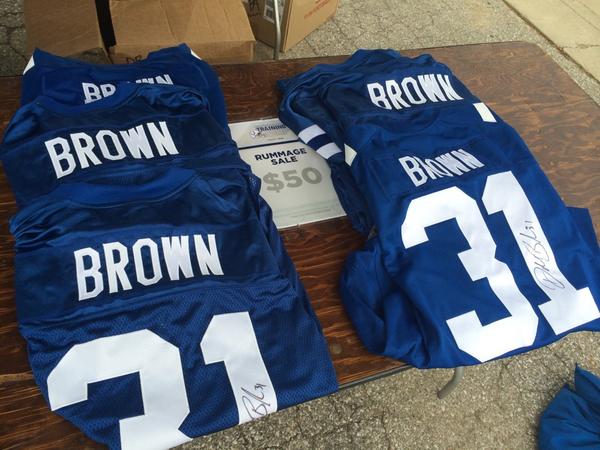 JasonSpells's tweet photo. Everything Must Go at #ColtsCamp #ReallyEVERYTHING http://t.co/D3FdVrSEw1