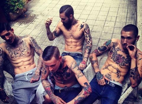 1000tattoo's tweet photo. Все кто кушает/собирается кушать,приятного аппетита,зайки :-* http://t.co/qtS0ZQ81rY