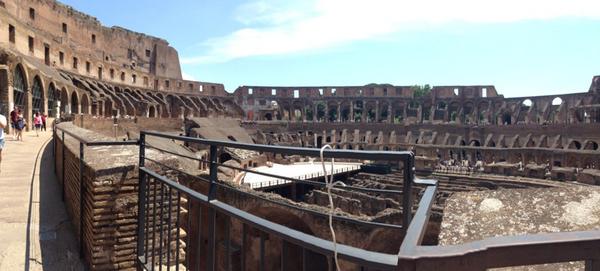 Knusi's tweet photo. Rome #KnotOnTour http://t.co/yei19gJObg