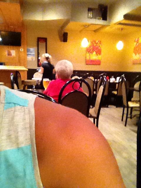 gieseler79's tweet photo. #titans 90 year old lady drinks more then the entire Titan squad at lunch....go titans 👎 http://t.co/ch6uAwgpBM