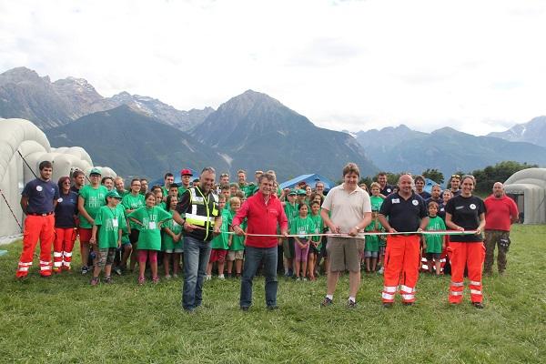 AnpasVda's tweet photo. #Verrayes si parte #campiscuolavda #anchiosonolaprotezionecivile @Anpasnazionale @DPeaquin http://t.co/0J0RKxqkMe