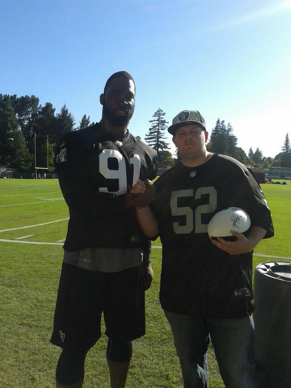 raidermatt916's tweet photo. #NFLTrainingCamp  #Raidernation #tuckrules @JustinTuck http://t.co/JRddvFHG5v