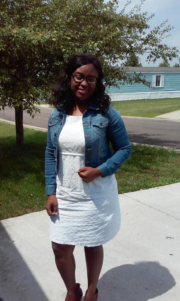 Cortney Edwards (cortneyDE2013) Twitter