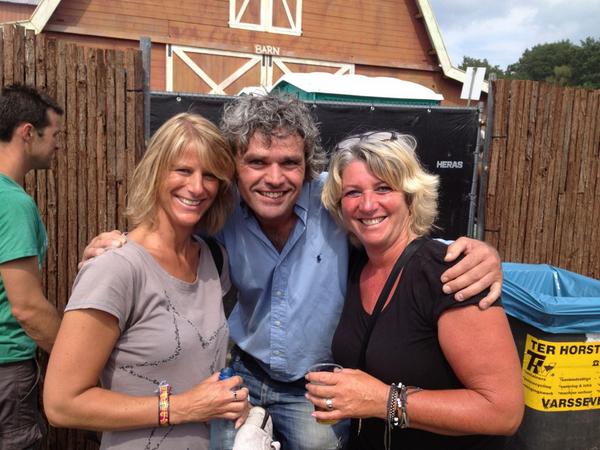 DoDirk's tweet image. Boer zoekt vrouw #volgensmijishetgelukt👍