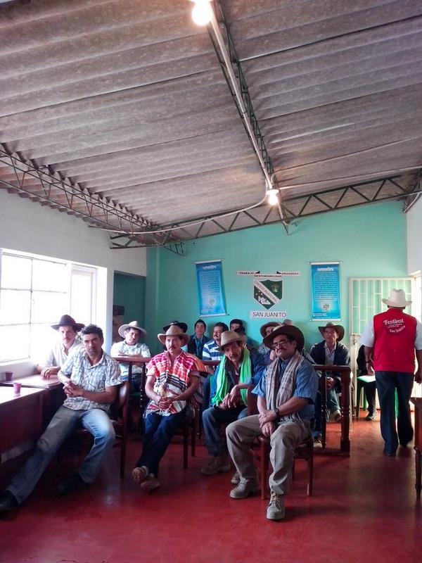 SanjMeta's tweet photo. Municipo fortalece a las comunidades en la conformación de entidades asociativas http://t.co/Vp5bxXfypq