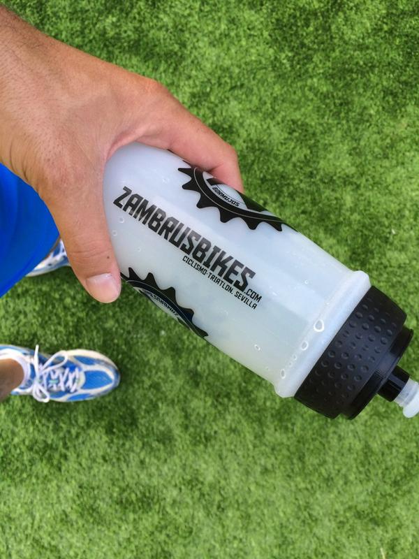 trimariapujol's tweet photo. “@EspuelasdePlata: @trimariapujol deberes hechos sábado y domingo...GO!!http://t.co/oN4z9ZDEcr”toma YA!Esa es la actitud! @zambrusbikes
