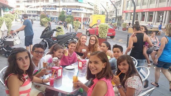 Sililvia's tweet photo. Colonias Motril 2014 el mejor grupo de la vidaaa @irengalvez http://t.co/J2OAddJAxe