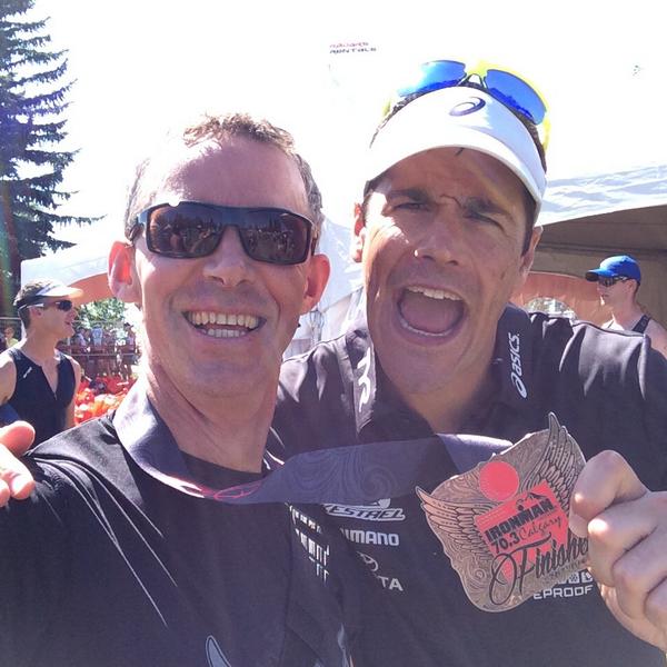 Calgary_Life's tweet image. #Winner of #imyyc 70.3 #AndyPotts wanted a picture with me! #imycc 💣🚀🚀🚀✌️👍✔️#ironside #yyc #ironman #ironmancalgary